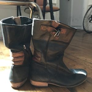Kipo Black Fluevog Boots